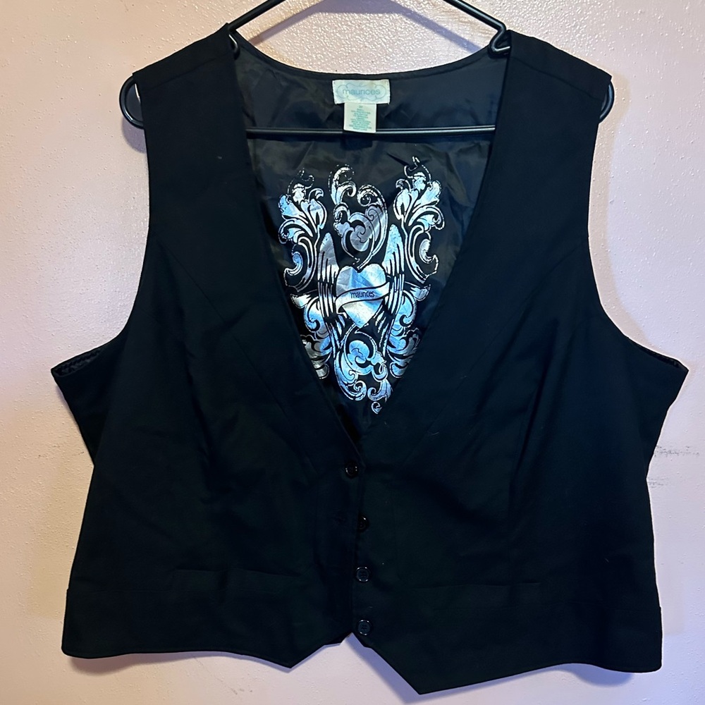 Maurice’s women’s black vest 22